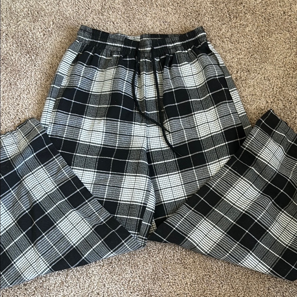 Plaid Kids Bottoms in Black and White